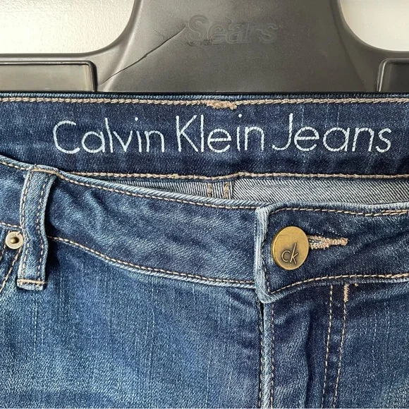 Calvin Klein Women's Dark Blue Cropped Jeans - Picture 4 of 8